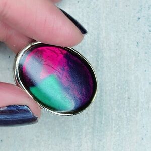 4053u. Ombre Resin Brooch